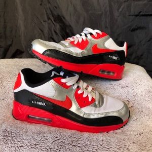 Nike Air Max Black and Red